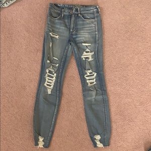 american eagle skinny jeans size 6 worn once!!